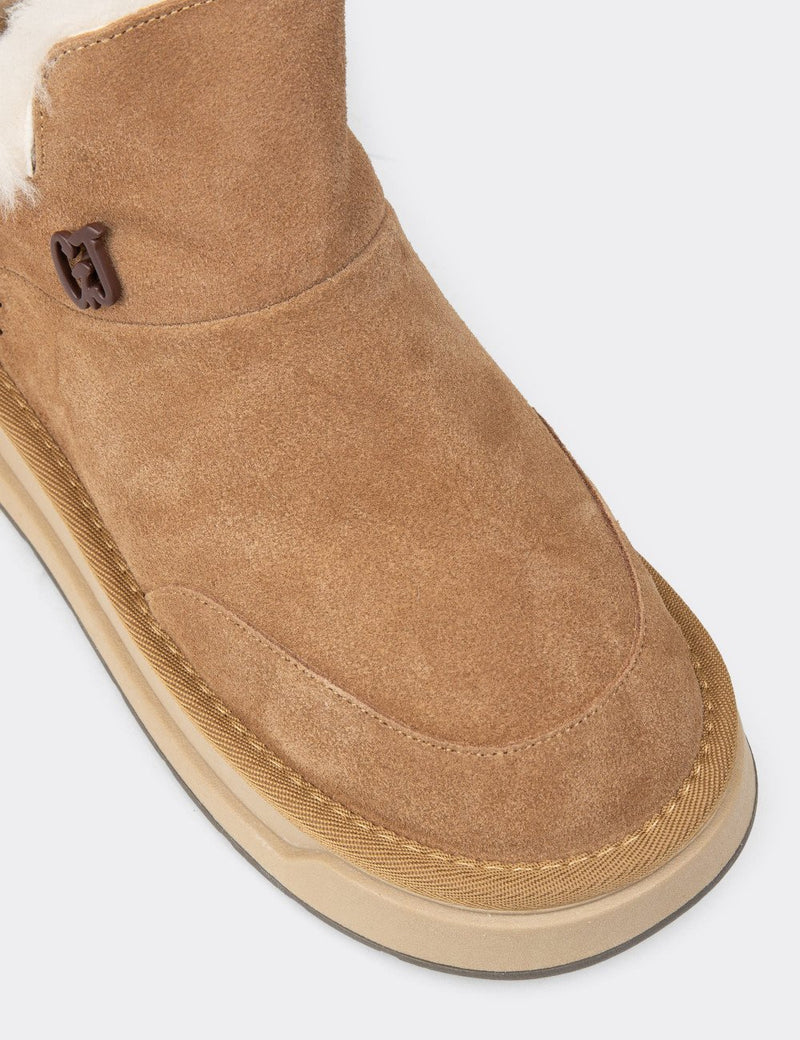 Guja İçi Tüylü Bayan Bot